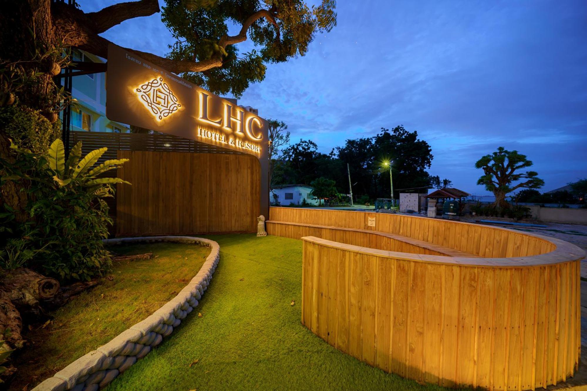 Lhc Hotel And Resort Pattaya Exterior photo